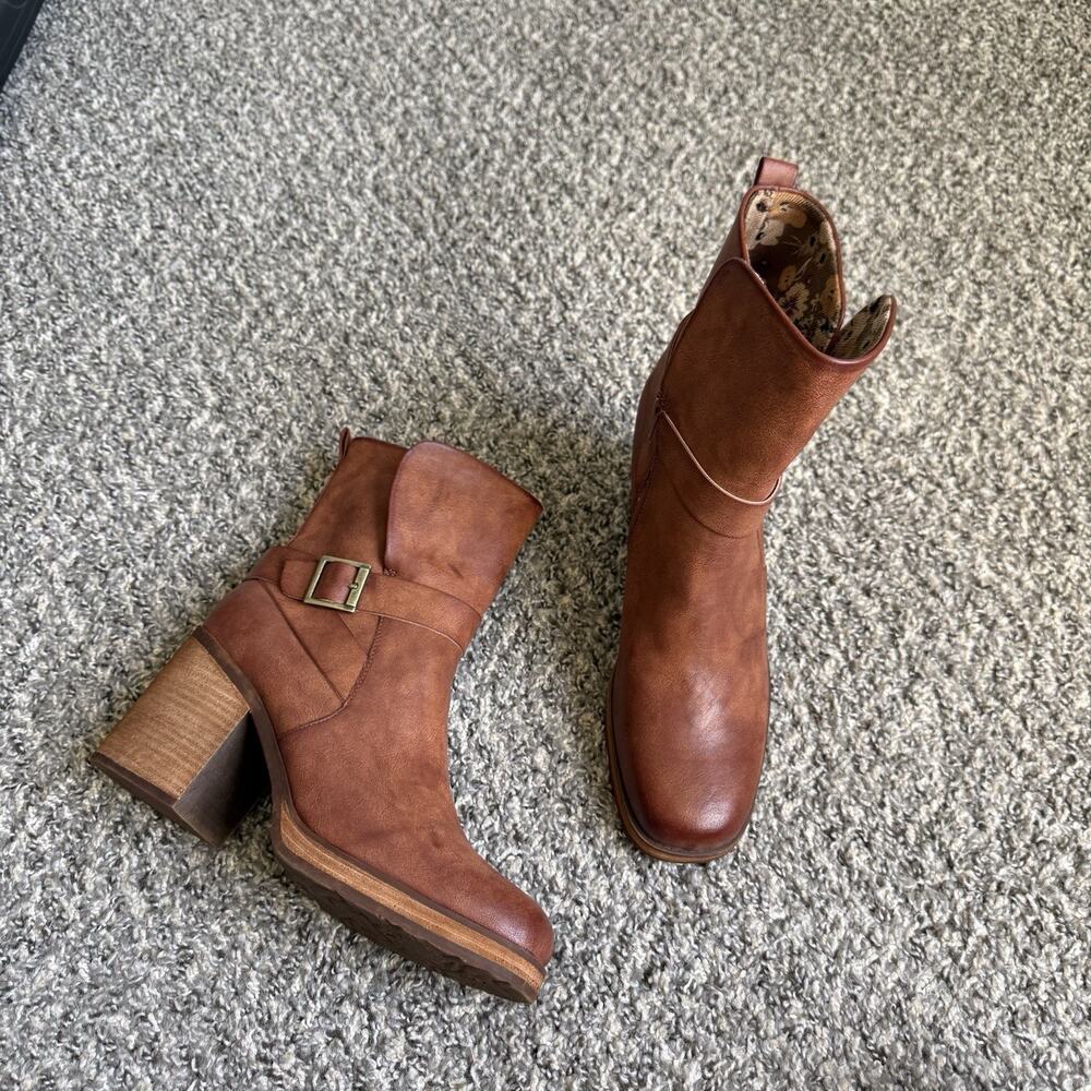 Korks Marci II Block Heel Boots Booties Brown Size 11 M Chunky Mid Calf New - Picture 8 of 8
